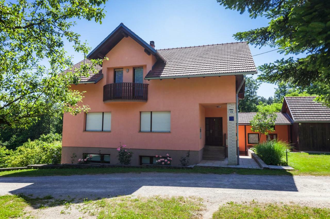 Green Oase Slunj Exterior photo