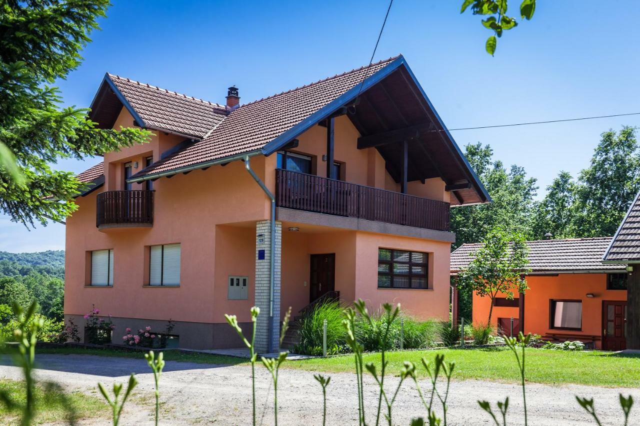 Green Oase Slunj Exterior photo